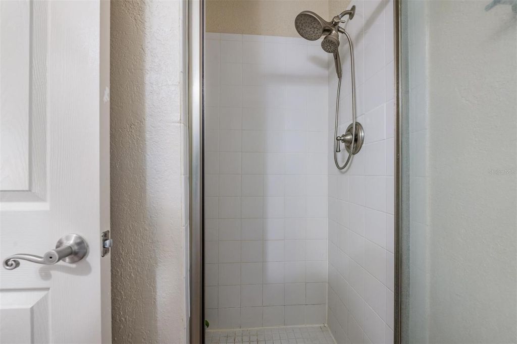 Image 13 of property listing at 10103 SAILWINDS BOULEVARD N 201, Largo, FL 33773