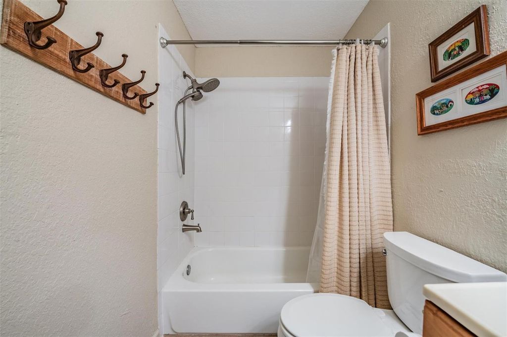 Image 17 of property listing at 10103 SAILWINDS BOULEVARD N 201, Largo, FL 33773