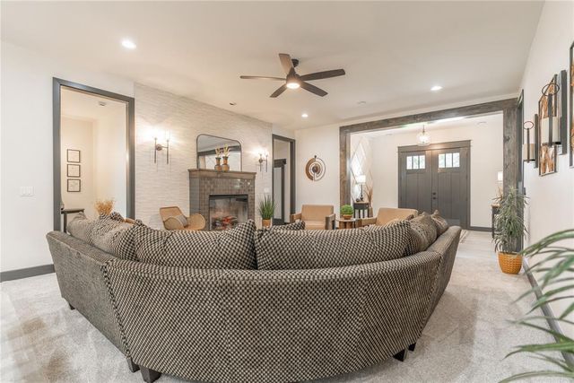 10124 NE 4th Street, Oklahoma City, OK 73130
