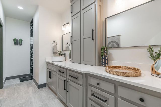 10124 NE 4th Street, Oklahoma City, OK 73130