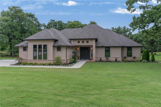 10124 NE 4th Street, Oklahoma City, OK 73130