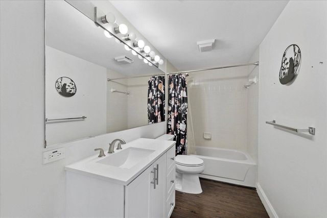 557 Green Springs Place, West Palm Beach, FL 33409