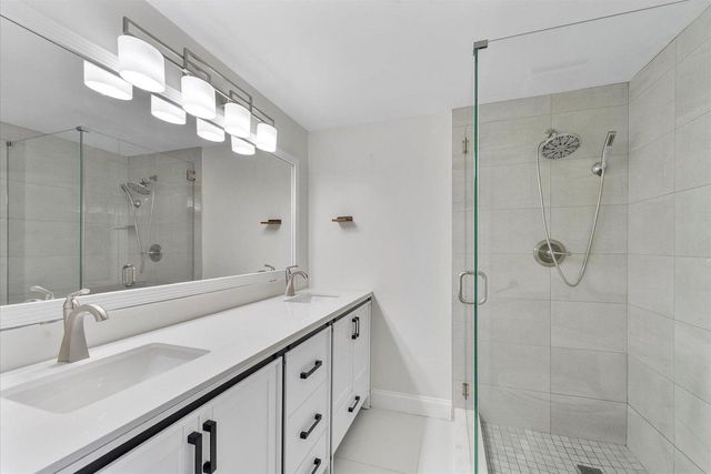 557 Green Springs Place, West Palm Beach, FL 33409