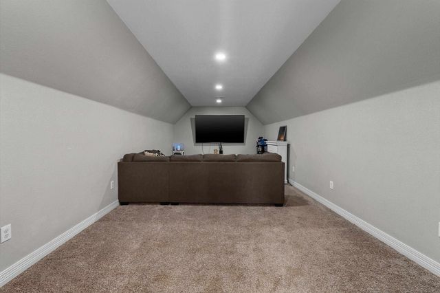 136 Clydesdale Ct, Gilmer, TX 75645