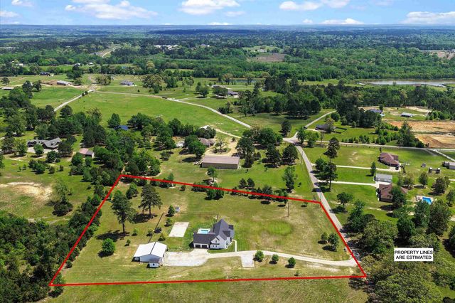 136 Clydesdale Ct, Gilmer, TX 75645