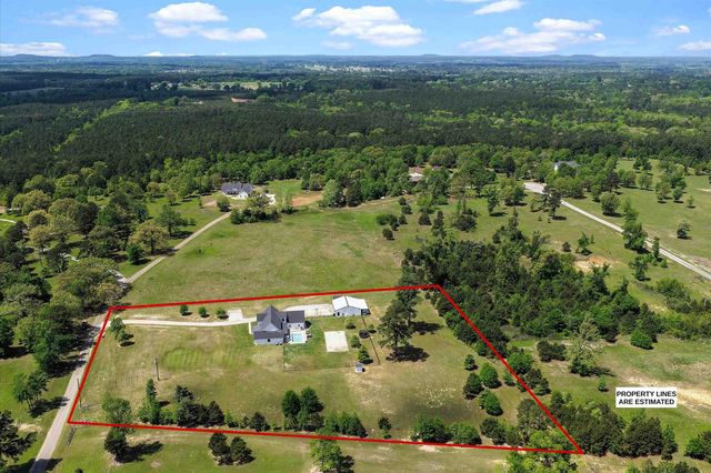 136 Clydesdale Ct, Gilmer, TX 75645