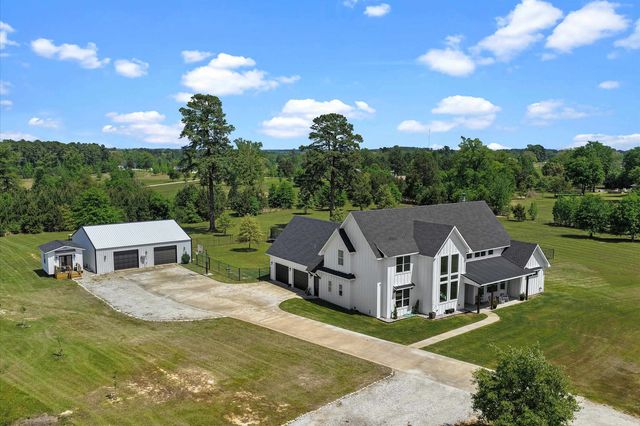 136 Clydesdale Ct, Gilmer, TX 75645