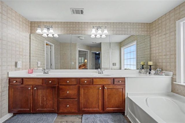 705 Berkeley Terrace, Canton, GA 30115