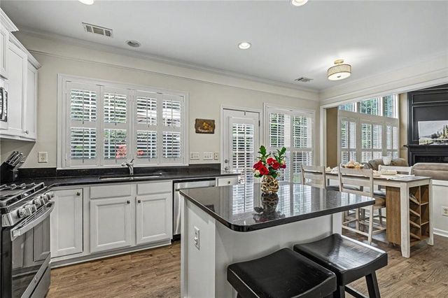 705 Berkeley Terrace, Canton, GA 30115