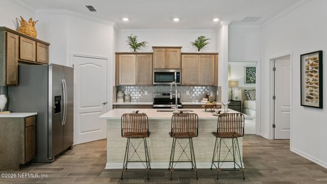 141 GREENWOOD Drive, Palm Coast, FL 32137