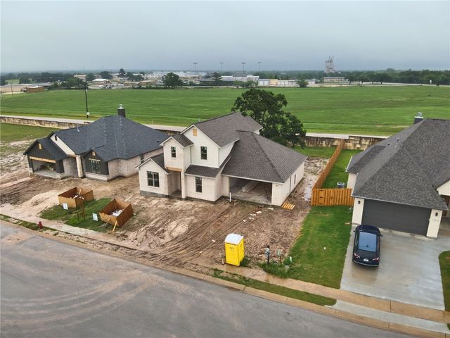 162 Buffalo Ridge Road, Giddings, TX 78942