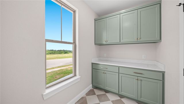 162 Buffalo Ridge Road, Giddings, TX 78942