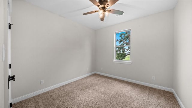 162 Buffalo Ridge Road, Giddings, TX 78942