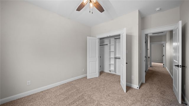 162 Buffalo Ridge Road, Giddings, TX 78942