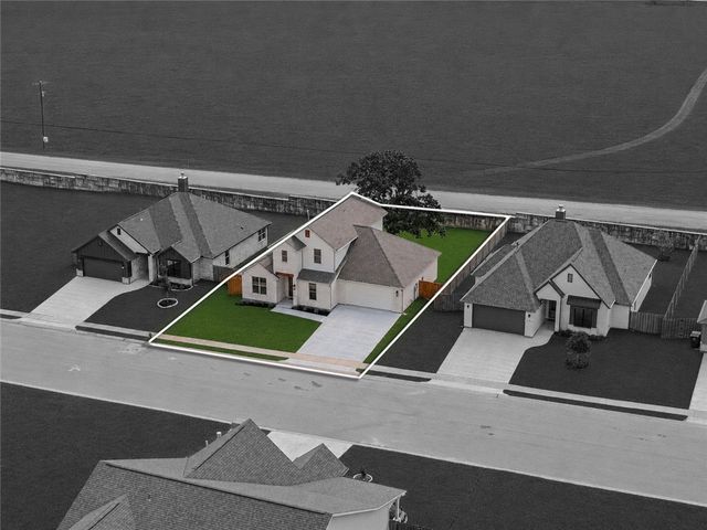 162 Buffalo Ridge Road, Giddings, TX 78942