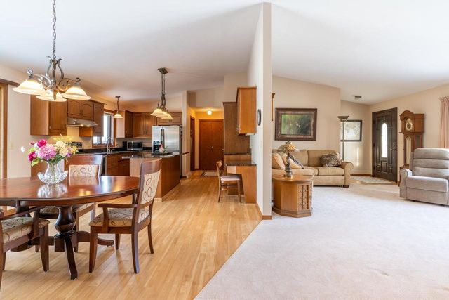 1201 S IRMA STREET, Appleton, WI 54915