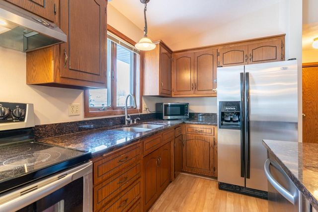 1201 S IRMA STREET, Appleton, WI 54915