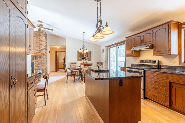 1201 S IRMA STREET, Appleton, WI 54915