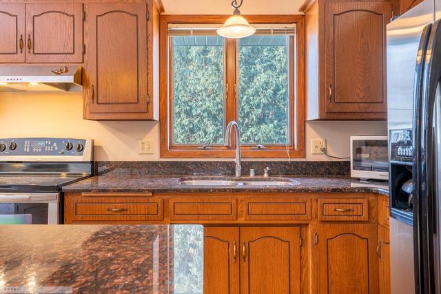 1201 S IRMA STREET, Appleton, WI 54915