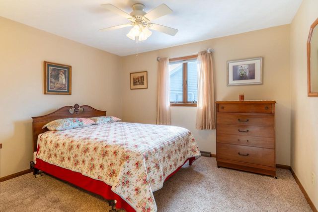 1201 S IRMA STREET, Appleton, WI 54915