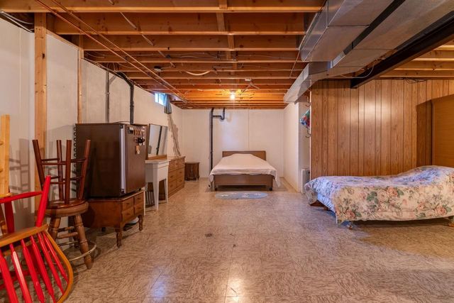 1201 S IRMA STREET, Appleton, WI 54915