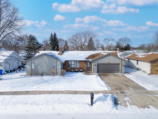 1201 S IRMA STREET, Appleton, WI 54915