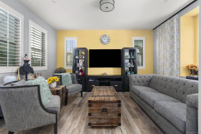 1203 Camino Levante, Chula Vista, CA 91913