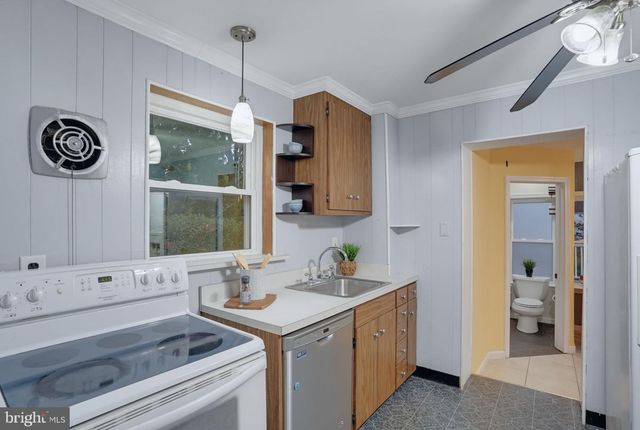 25 VILONE RD, Wilmington, DE 19805