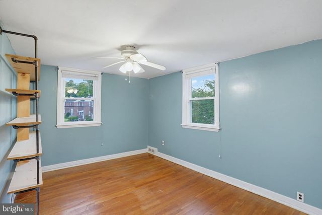 25 VILONE RD, Wilmington, DE 19805