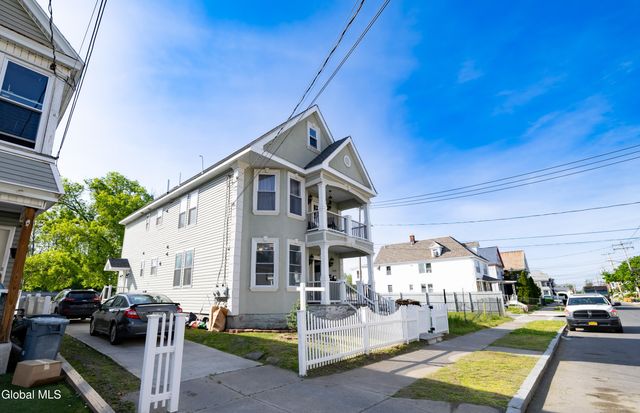 1643 Foster Avenue, Schenectady, NY 12308