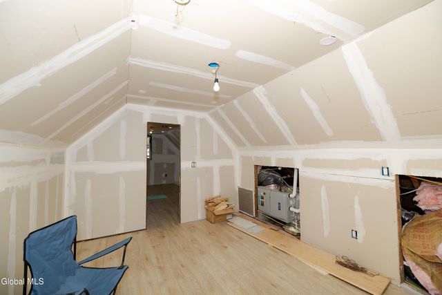 1643 Foster Avenue, Schenectady, NY 12308