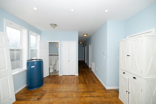 1643 Foster Avenue, Schenectady, NY 12308