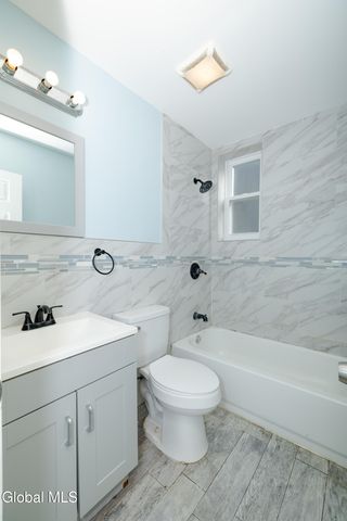 1643 Foster Avenue, Schenectady, NY 12308