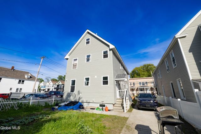 1643 Foster Avenue, Schenectady, NY 12308