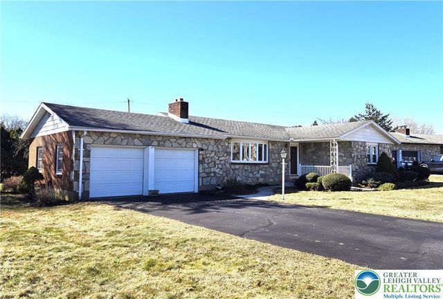 1655 Chippendale Circle, Hanover Twp, PA 18017