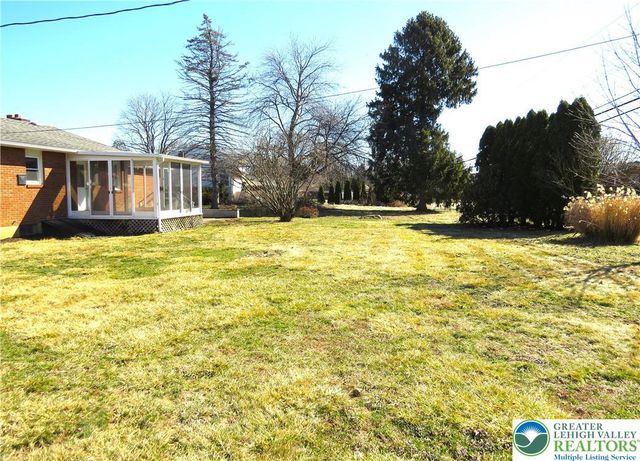 1655 Chippendale Circle, Hanover Twp, PA 18017