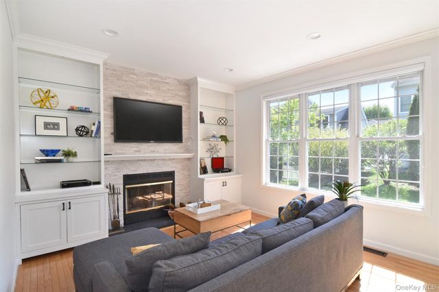 120 Tradition Court, White Plains, NY 10603