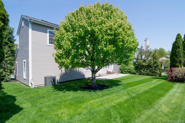 120 Tradition Court, White Plains, NY 10603