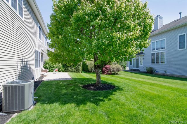 120 Tradition Court, White Plains, NY 10603