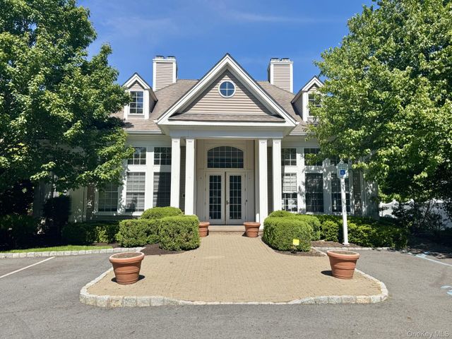 120 Tradition Court, White Plains, NY 10603