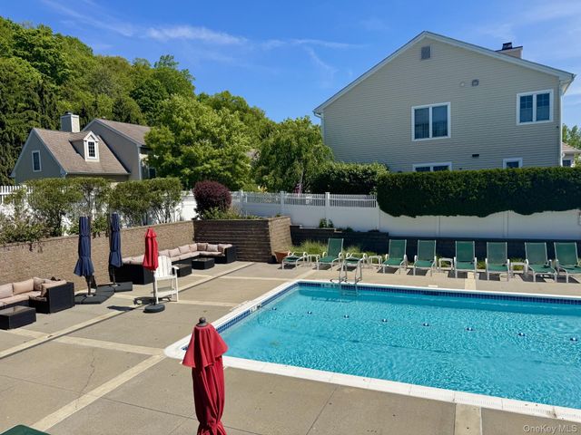 120 Tradition Court, White Plains, NY 10603