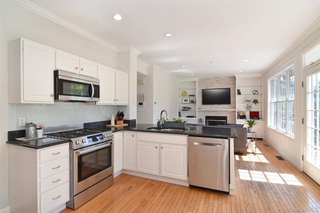 120 Tradition Court, White Plains, NY 10603