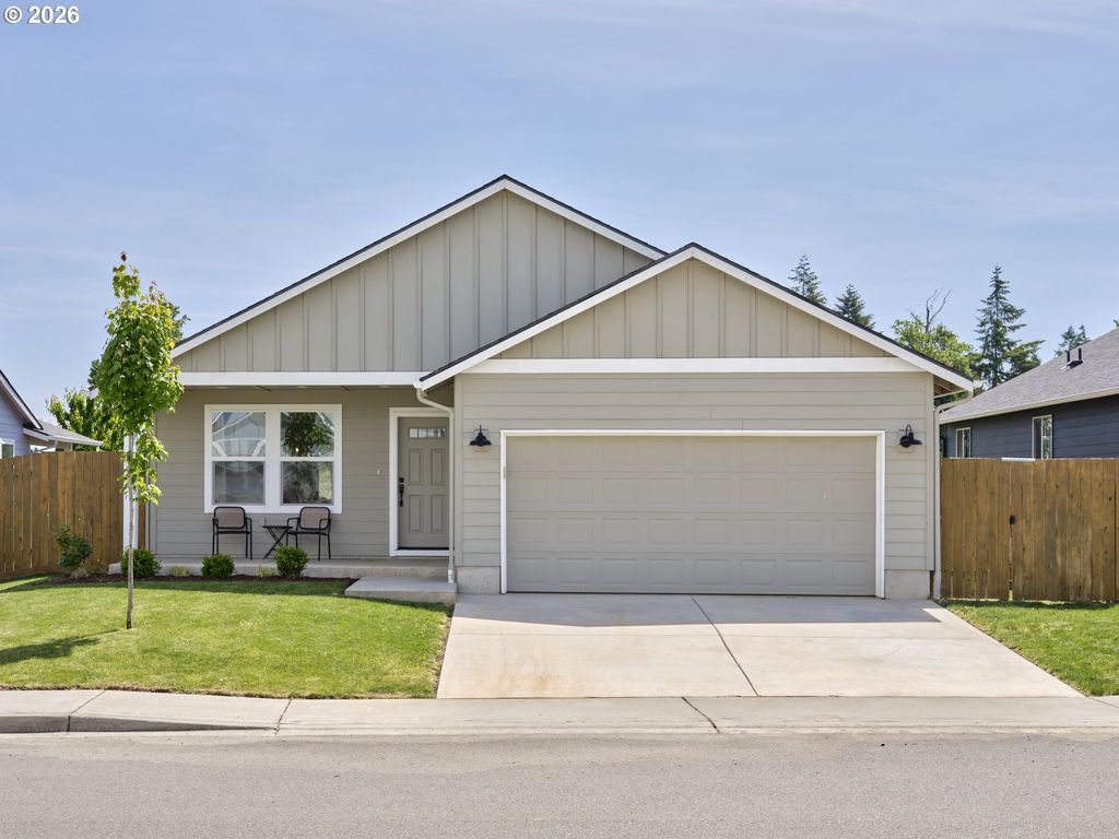 410 CARDINAL Ave, Winlock, WA 98596