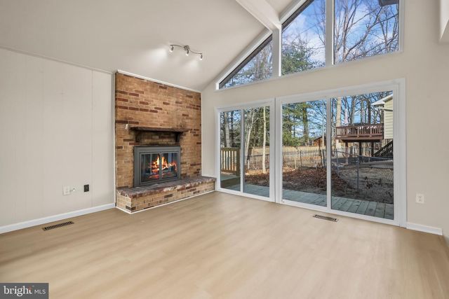 2520 LINWOOD LN, Woodbridge, VA 22192