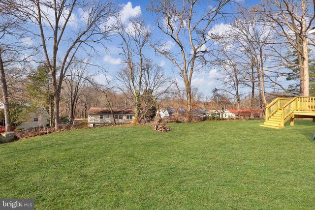 2520 LINWOOD LN, Woodbridge, VA 22192