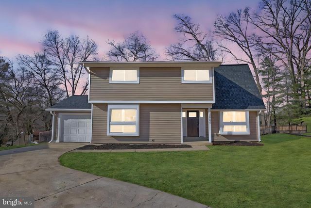 2520 LINWOOD LN, Woodbridge, VA 22192