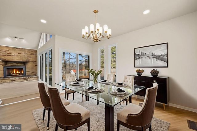 2520 LINWOOD LN, Woodbridge, VA 22192