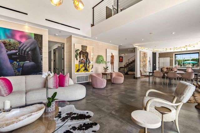 427 N Avenida Caballeros, Palm Springs, CA 92262