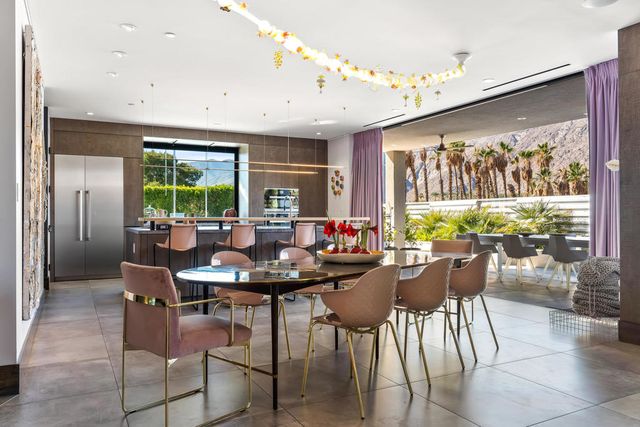 427 N Avenida Caballeros, Palm Springs, CA 92262