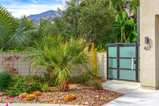 427 N Avenida Caballeros, Palm Springs, CA 92262